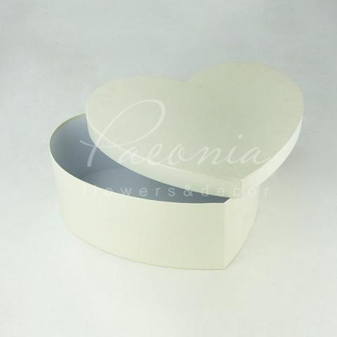 Коробка серце біло-золота 30см*25см*12см
